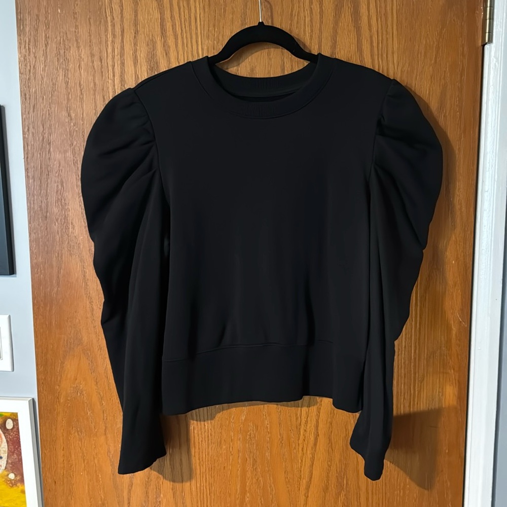 Soldout.nyc Black Puff Sleeve Soft Cropped Sweatshirt A11